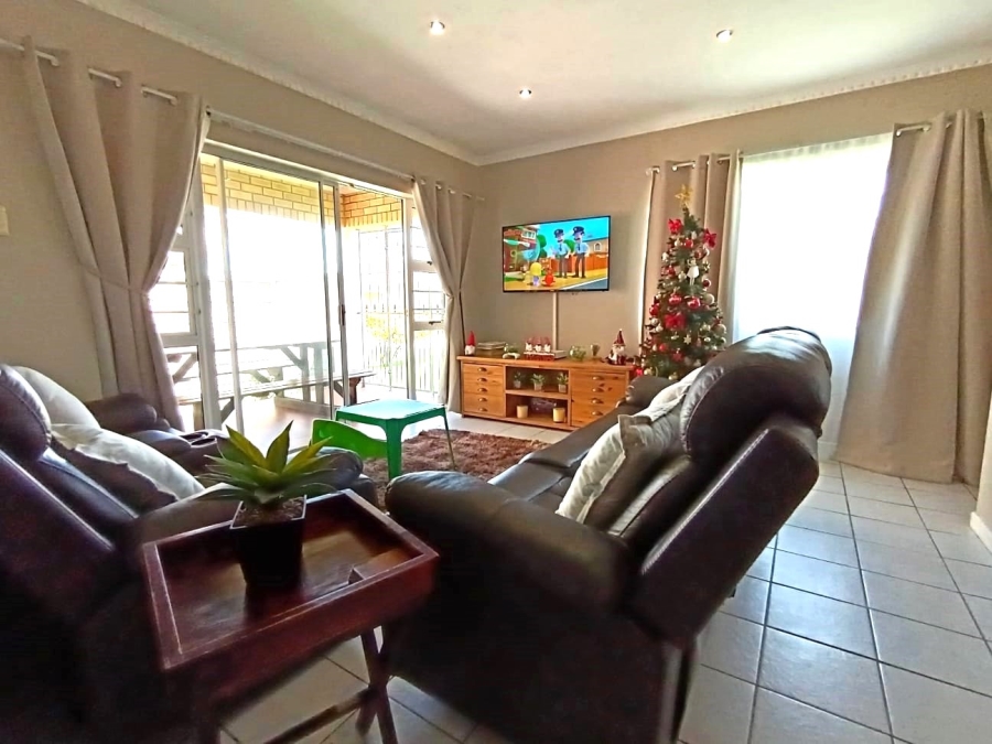 2 Bedroom Property for Sale in Parsonsvlei Eastern Cape